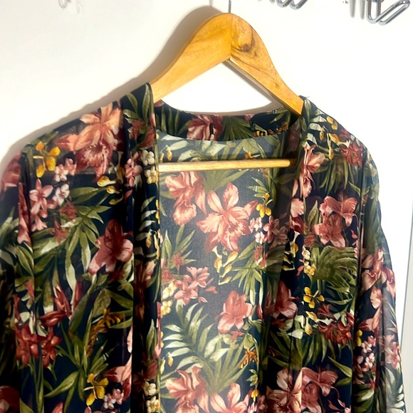 Tropical Floral Chiffon Tunic - Picture 3 of 8